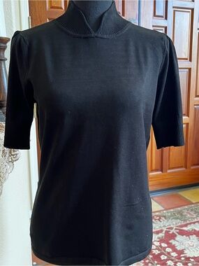 C’est City Black Pull Over Sweater Short Sleeve Split Collar Size L